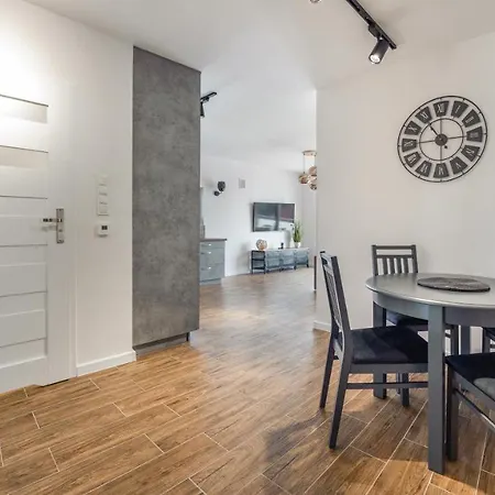 Apartamenty Sun & Snow Baltic Sun Z Basenem I Placem Zabaw Sztutowo Exterior photo